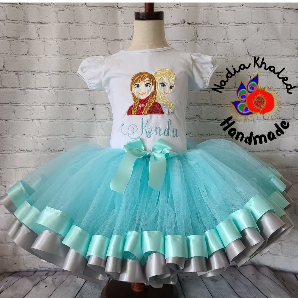 Girl personalized set of embroidered shirt and handmade tulle and ribbon tutu